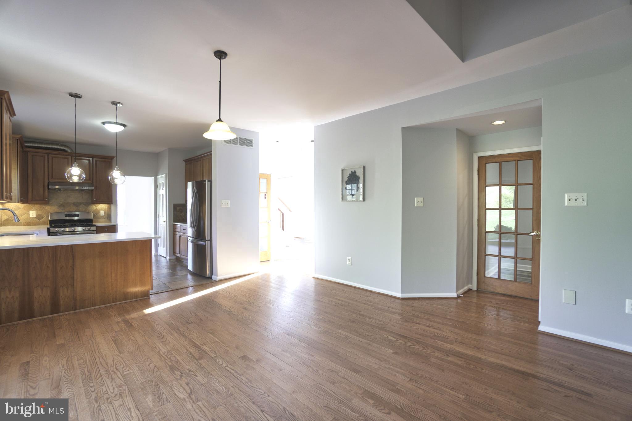 NORTH POINTE - Residential