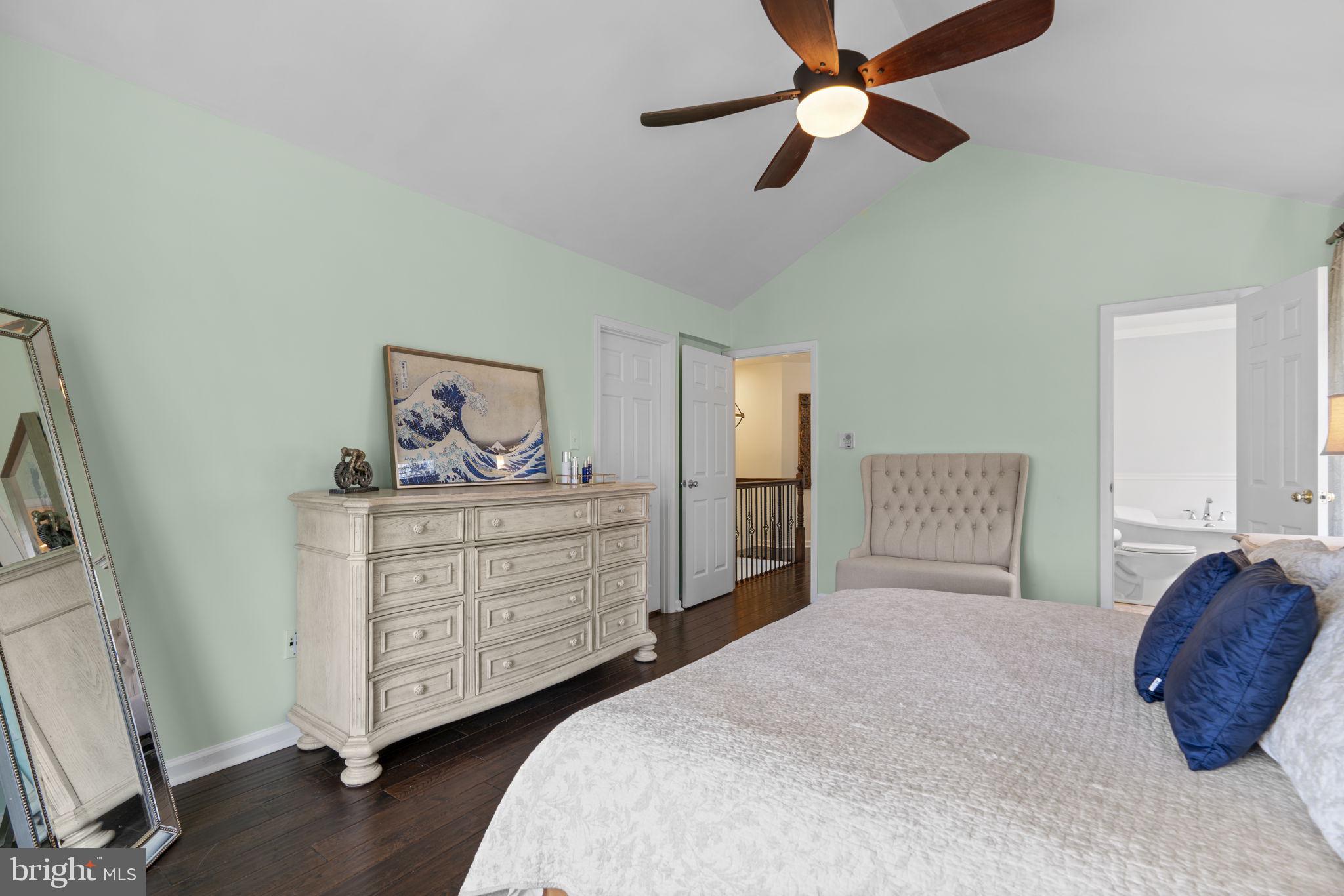 WOODLAND VILLAGE - Residential