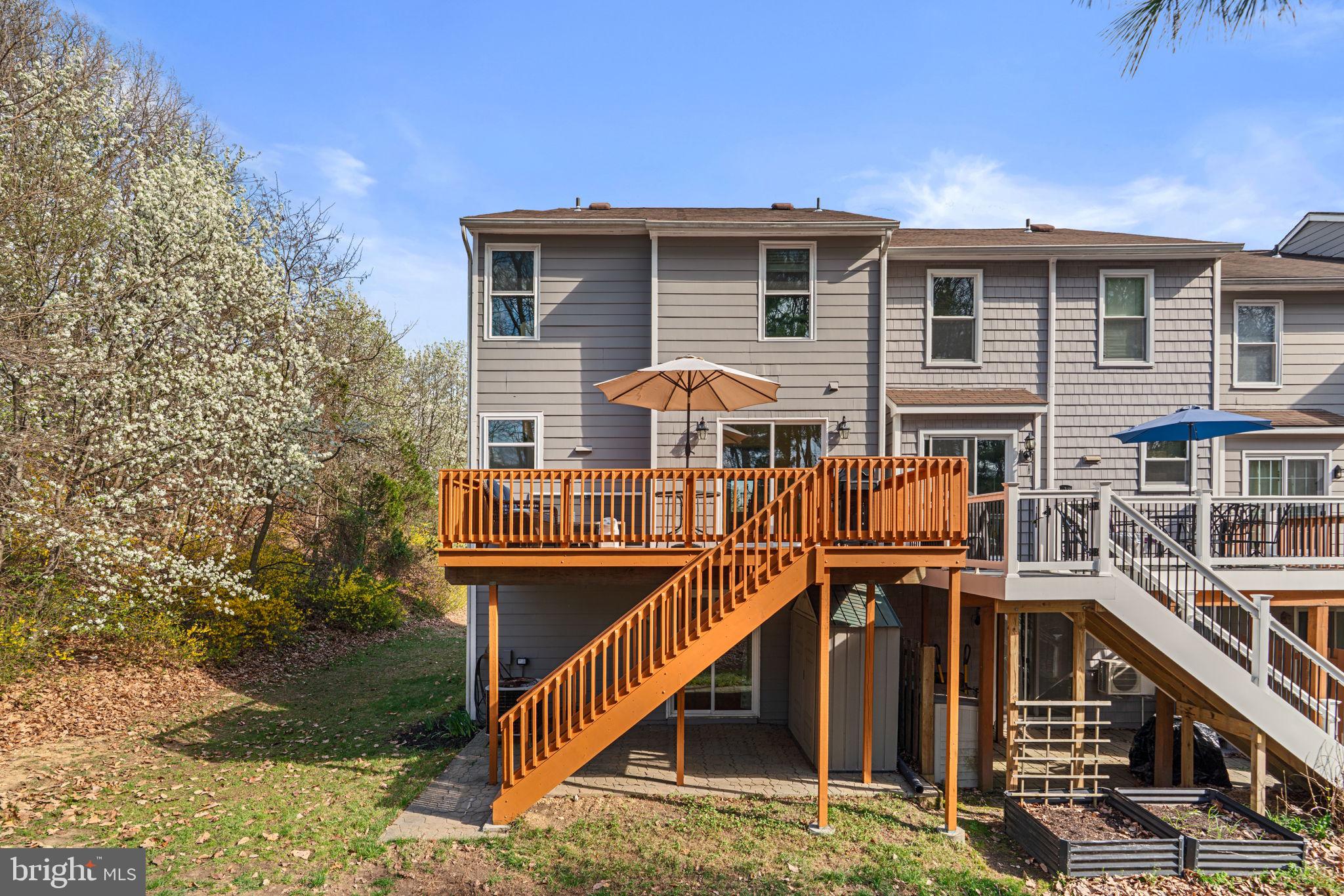 WOODLAND VILLAGE - Residential