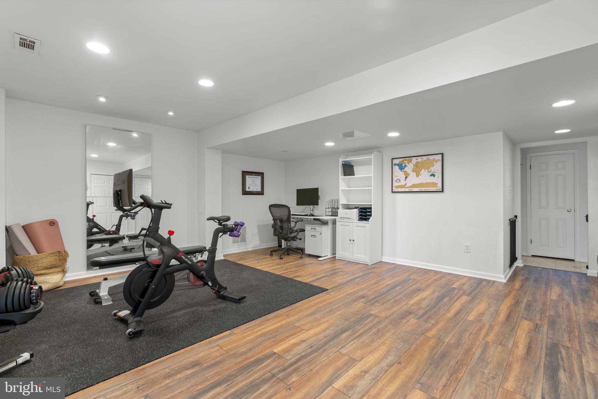 WOODLAND VILLAGE - Residential