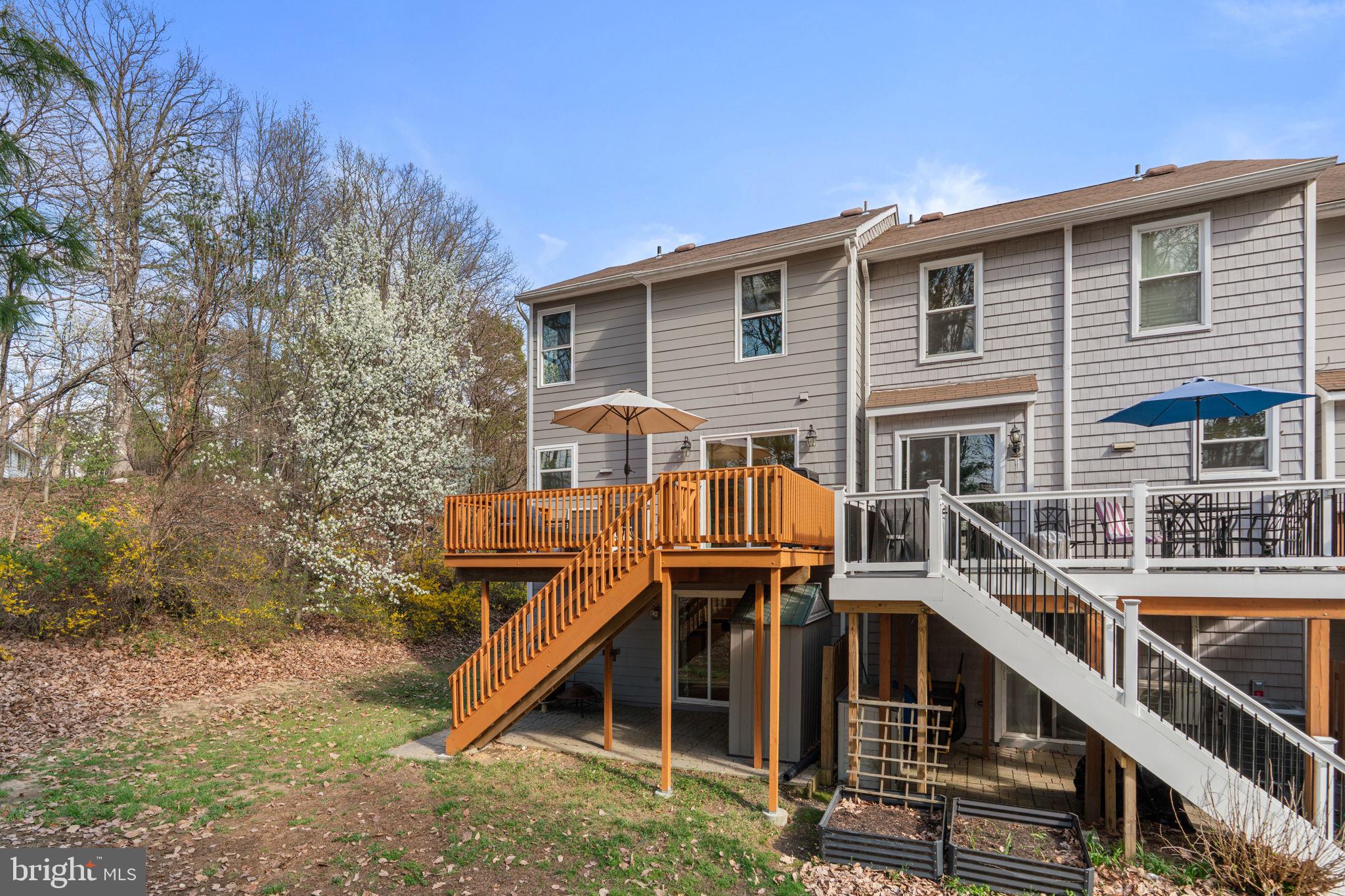 WOODLAND VILLAGE - Residential