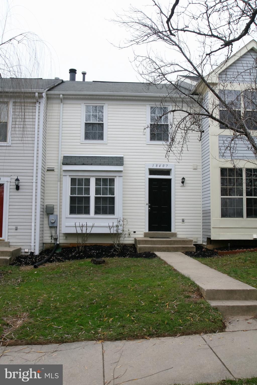 FLOWER HILL - Residential Lease