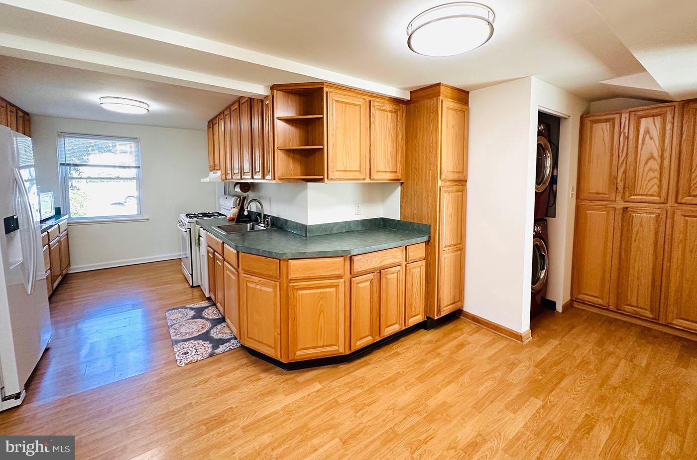 WHITEMARSH WOODS - Residential