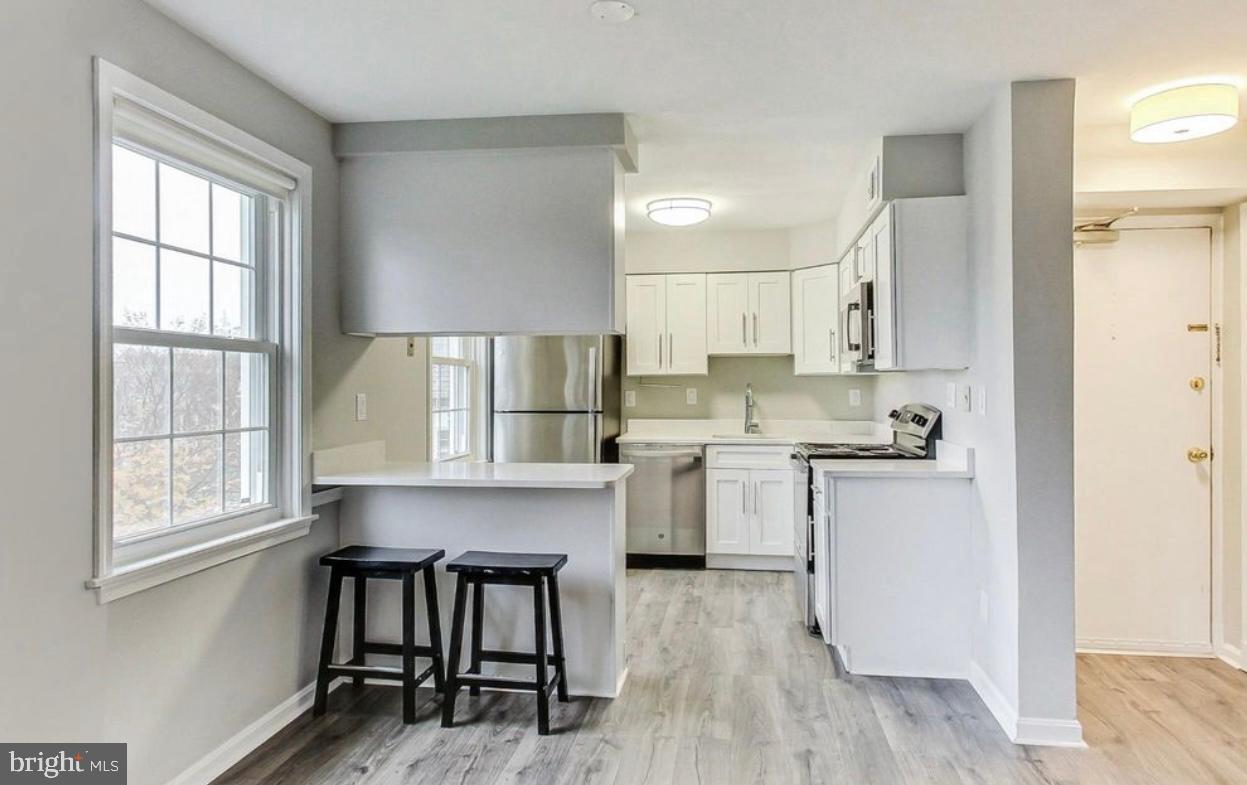 2012 FORT DAVIS STREET SE 201