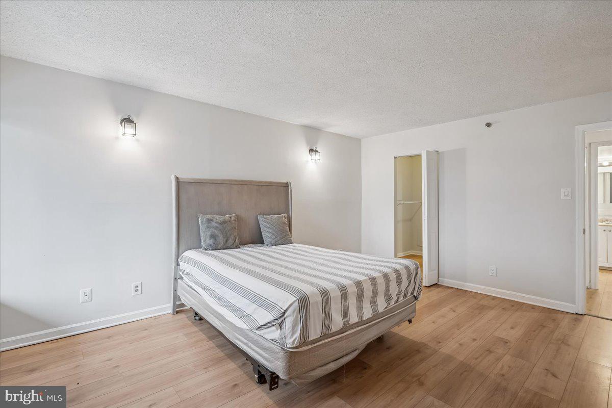 RACQUET CLUB - Residential