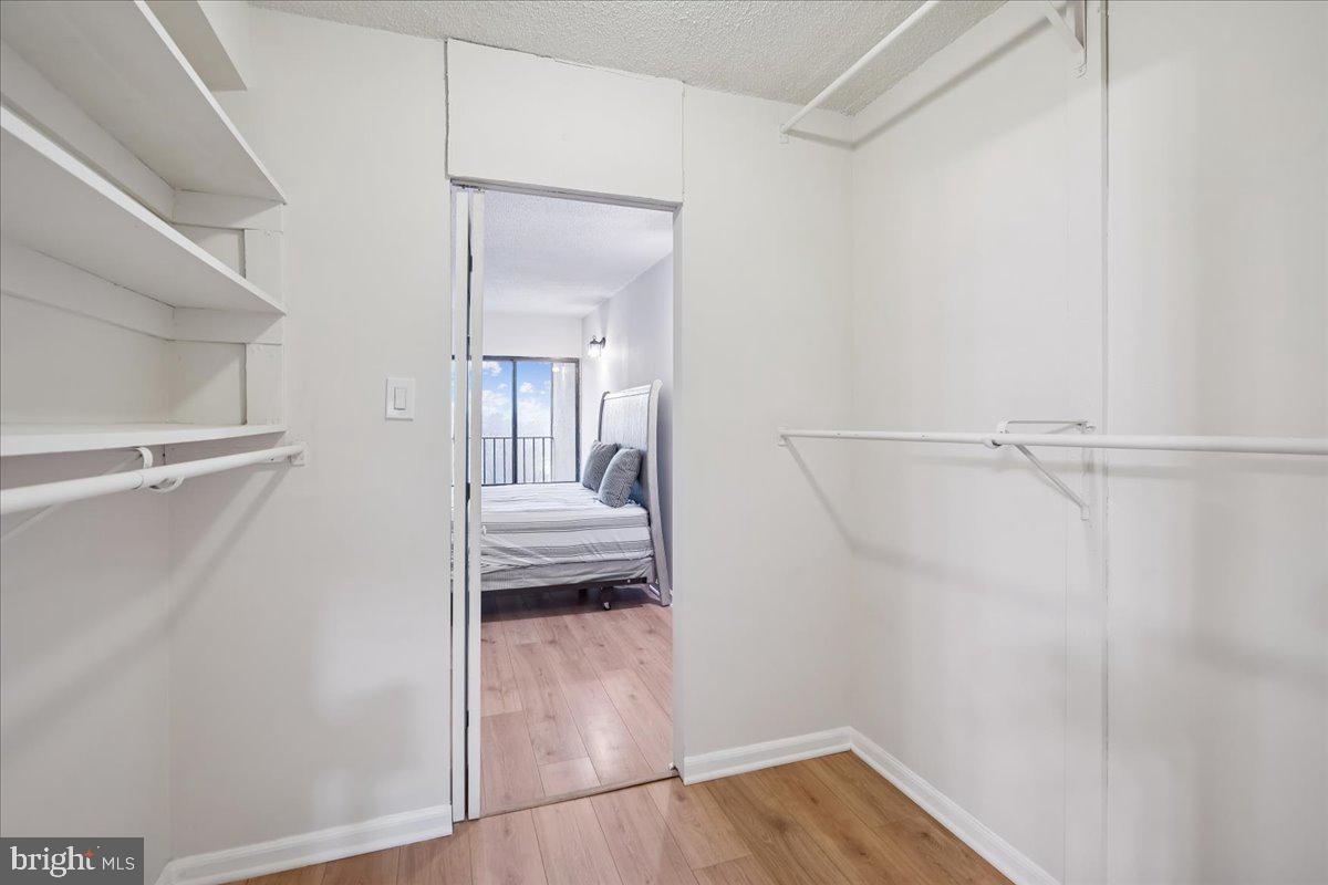 RACQUET CLUB - Residential