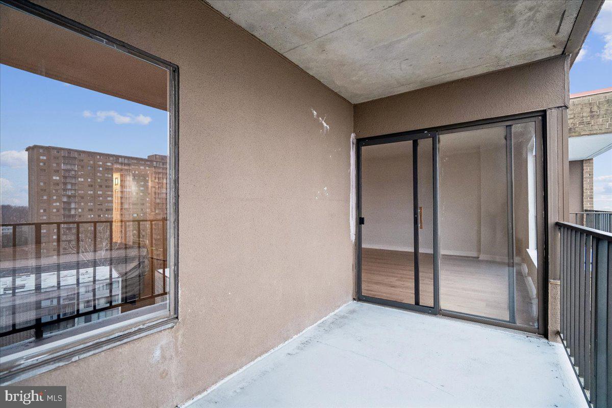 RACQUET CLUB - Residential