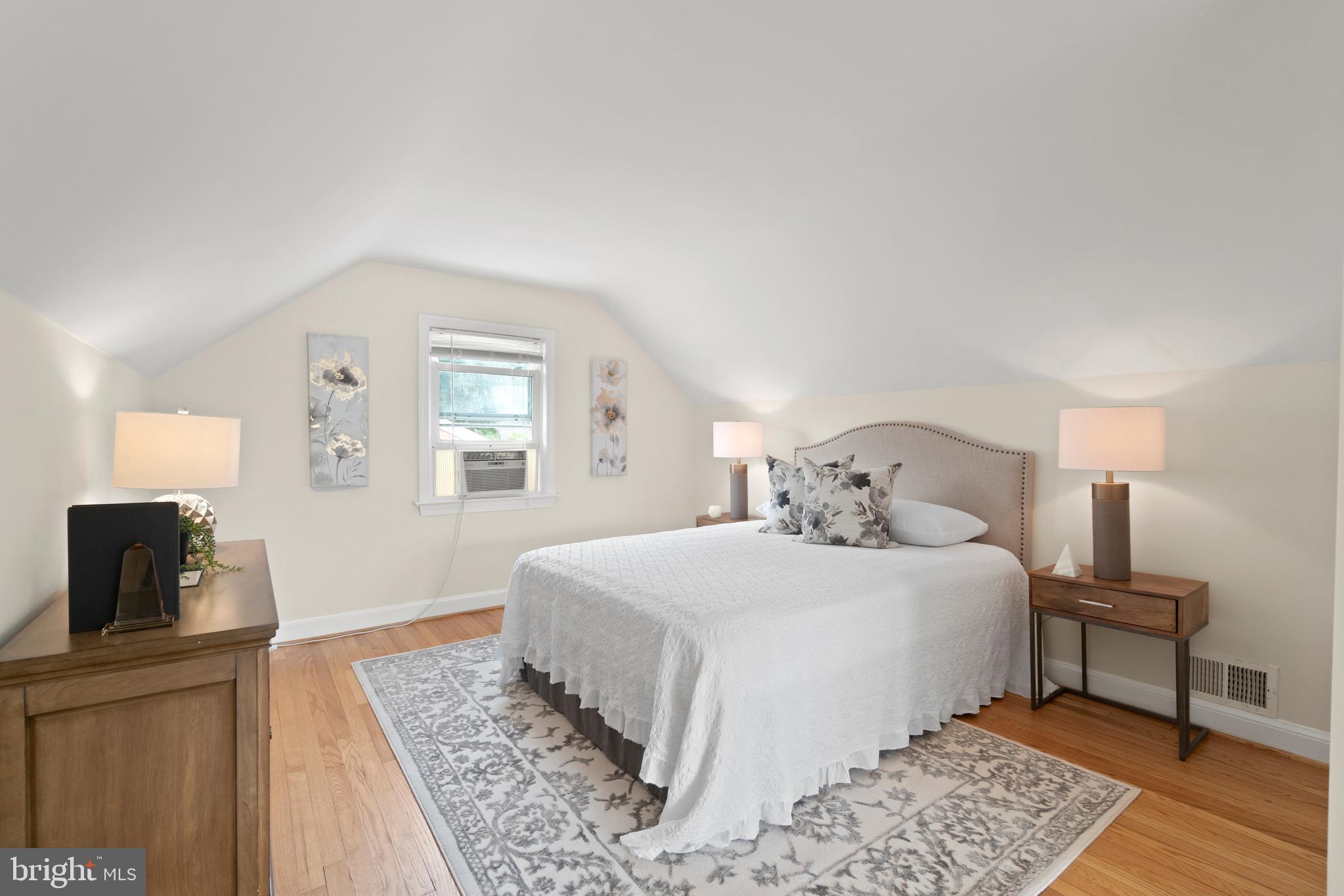 MEMORIAL HEIGHTS - Residential Lease