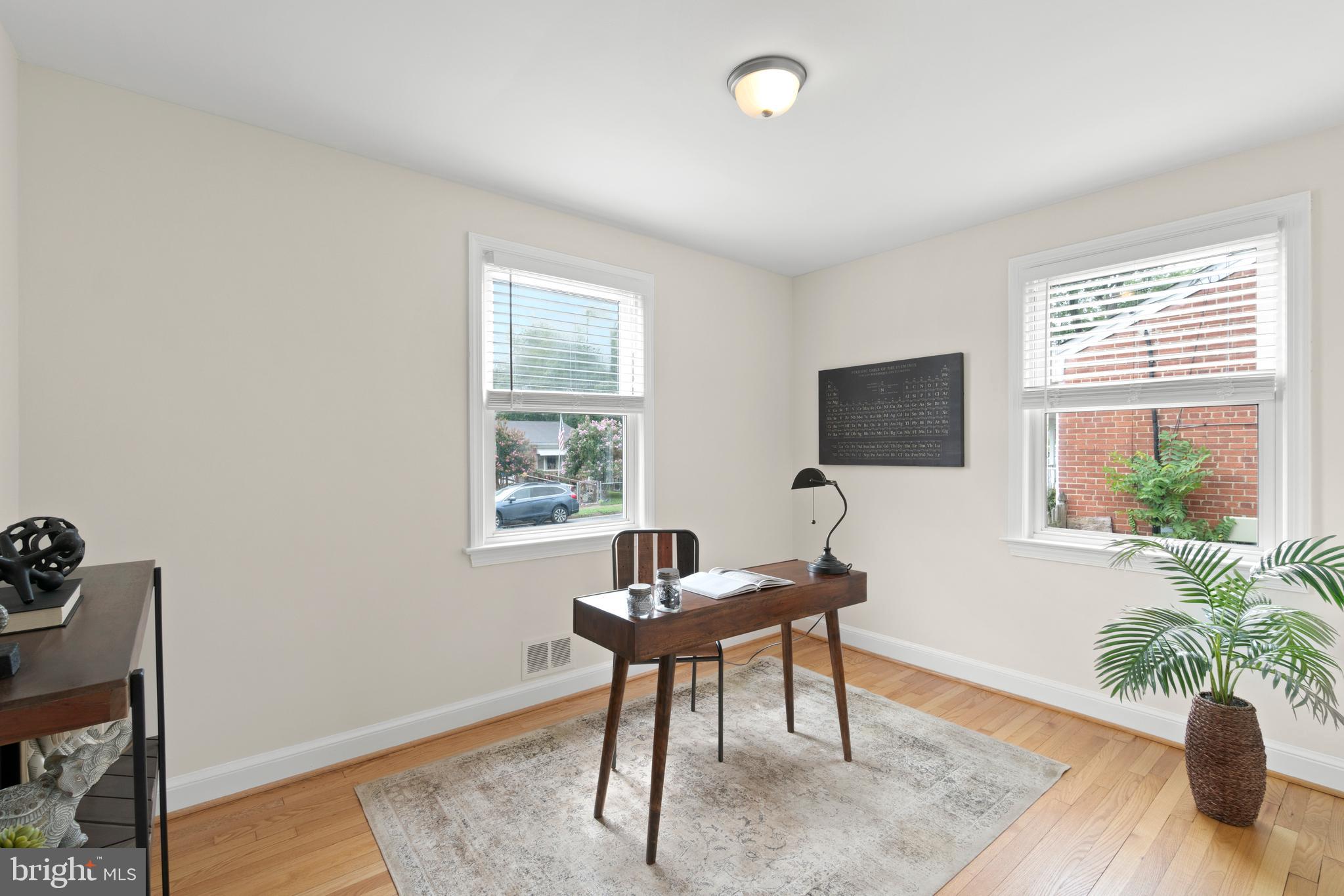 MEMORIAL HEIGHTS - Residential Lease