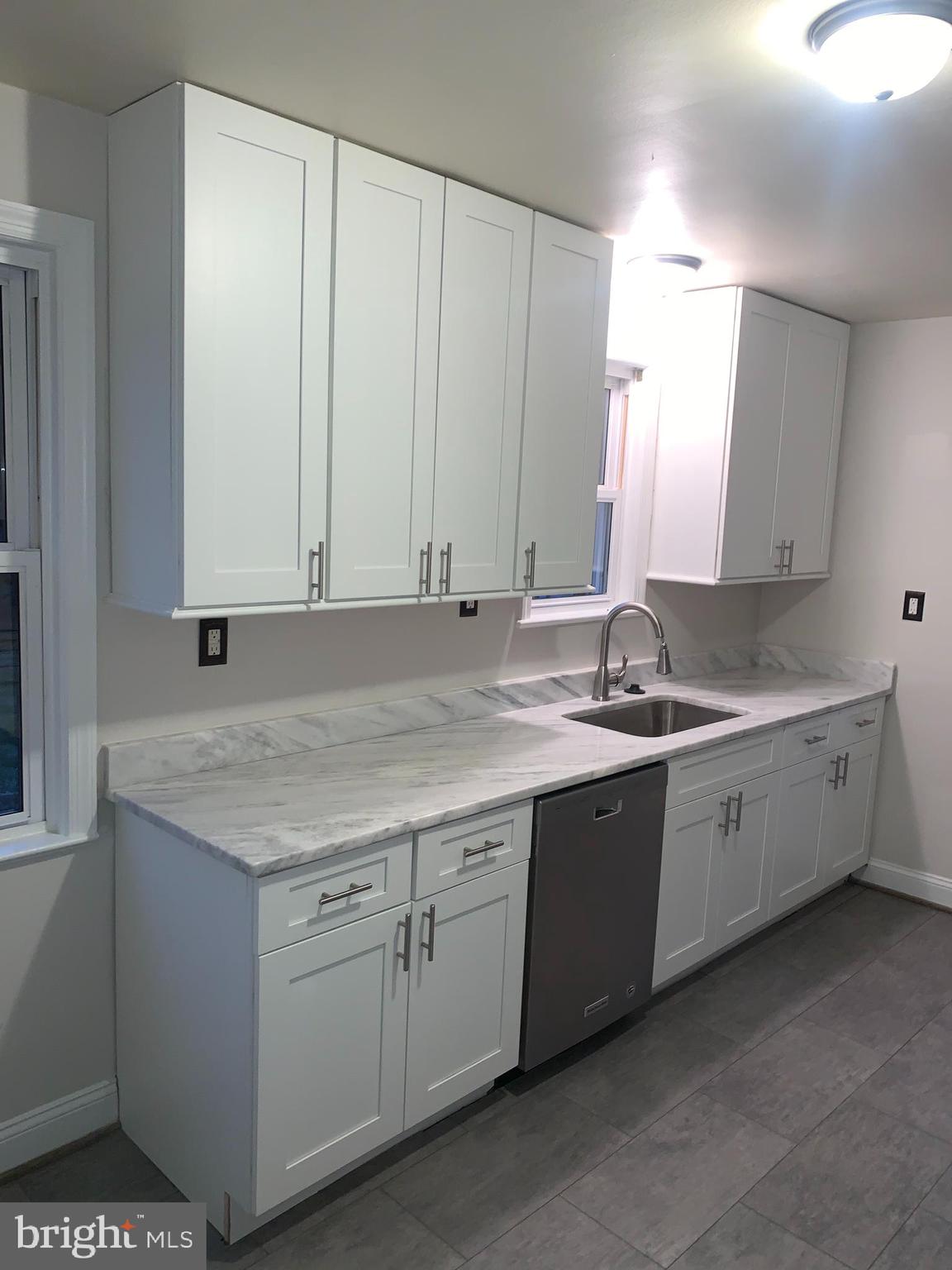 MEMORIAL HEIGHTS - Residential Lease