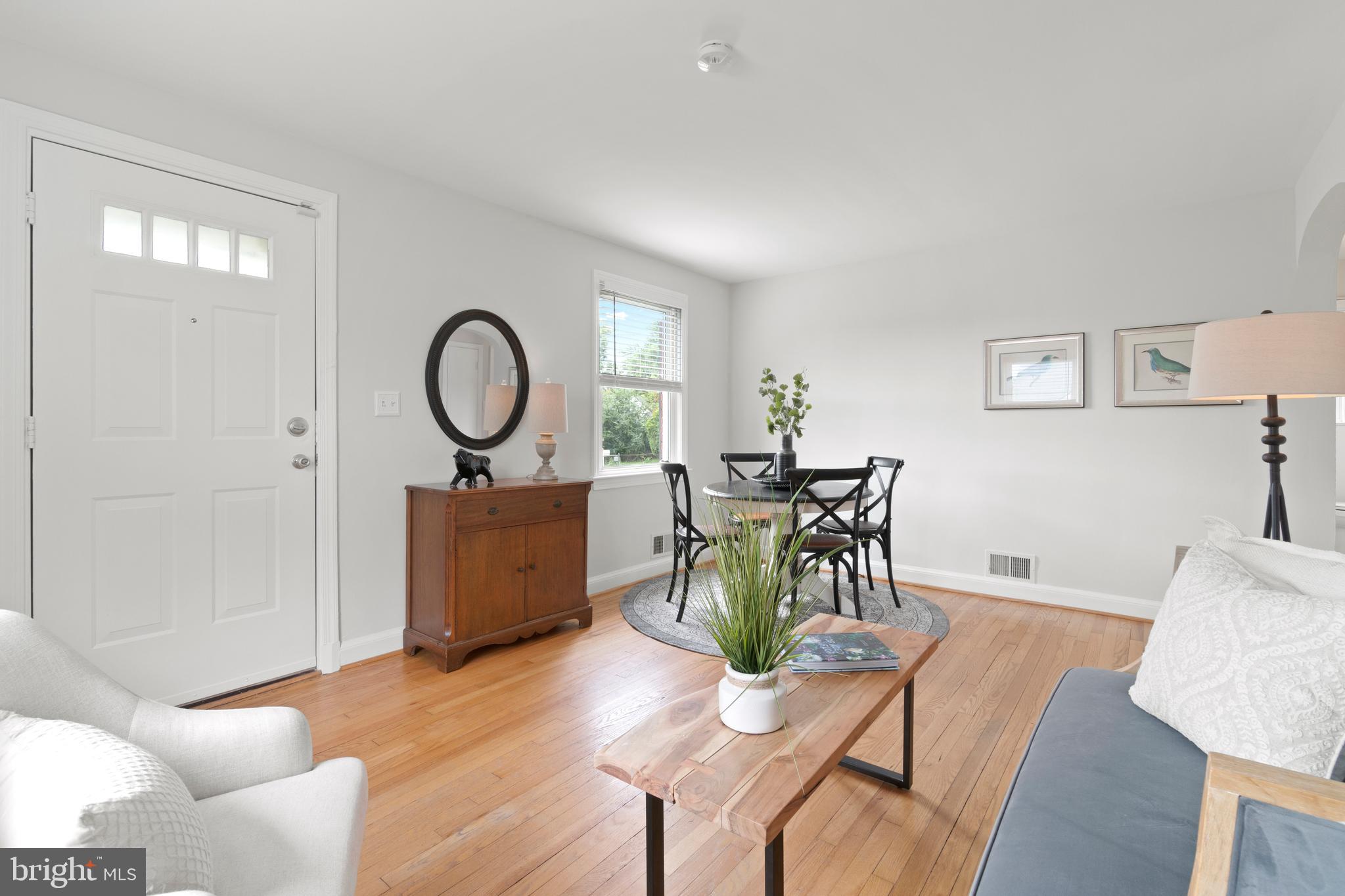 MEMORIAL HEIGHTS - Residential Lease