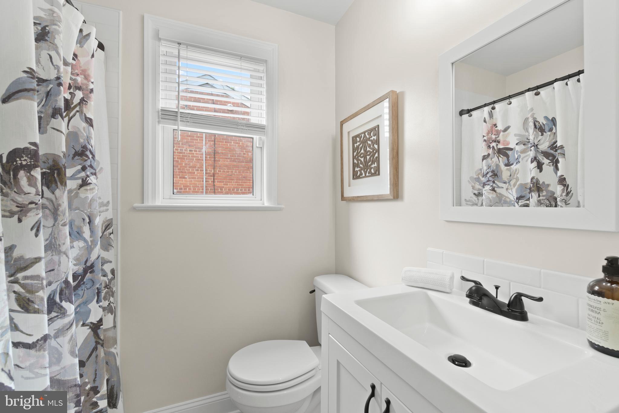 MEMORIAL HEIGHTS - Residential Lease