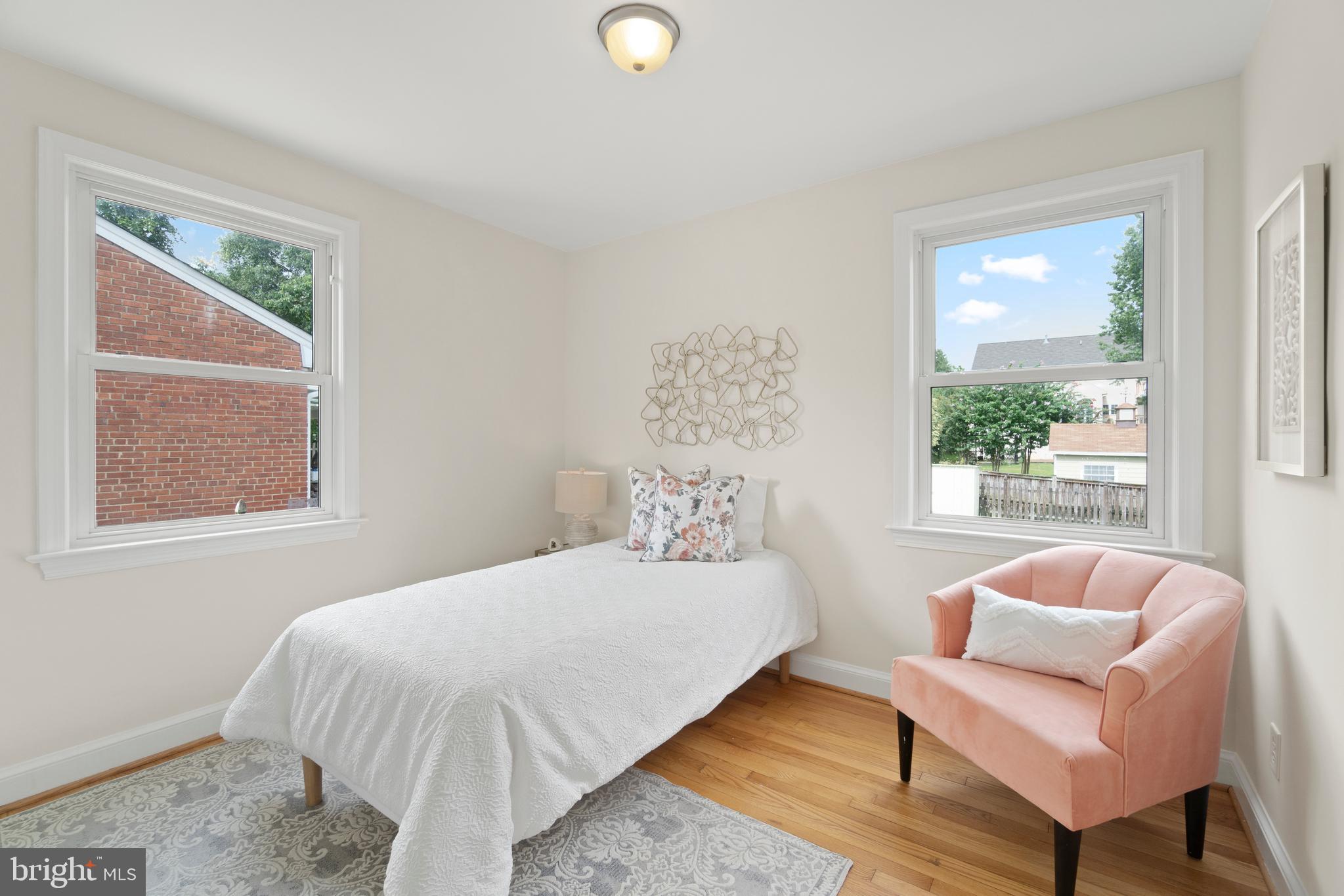 MEMORIAL HEIGHTS - Residential Lease