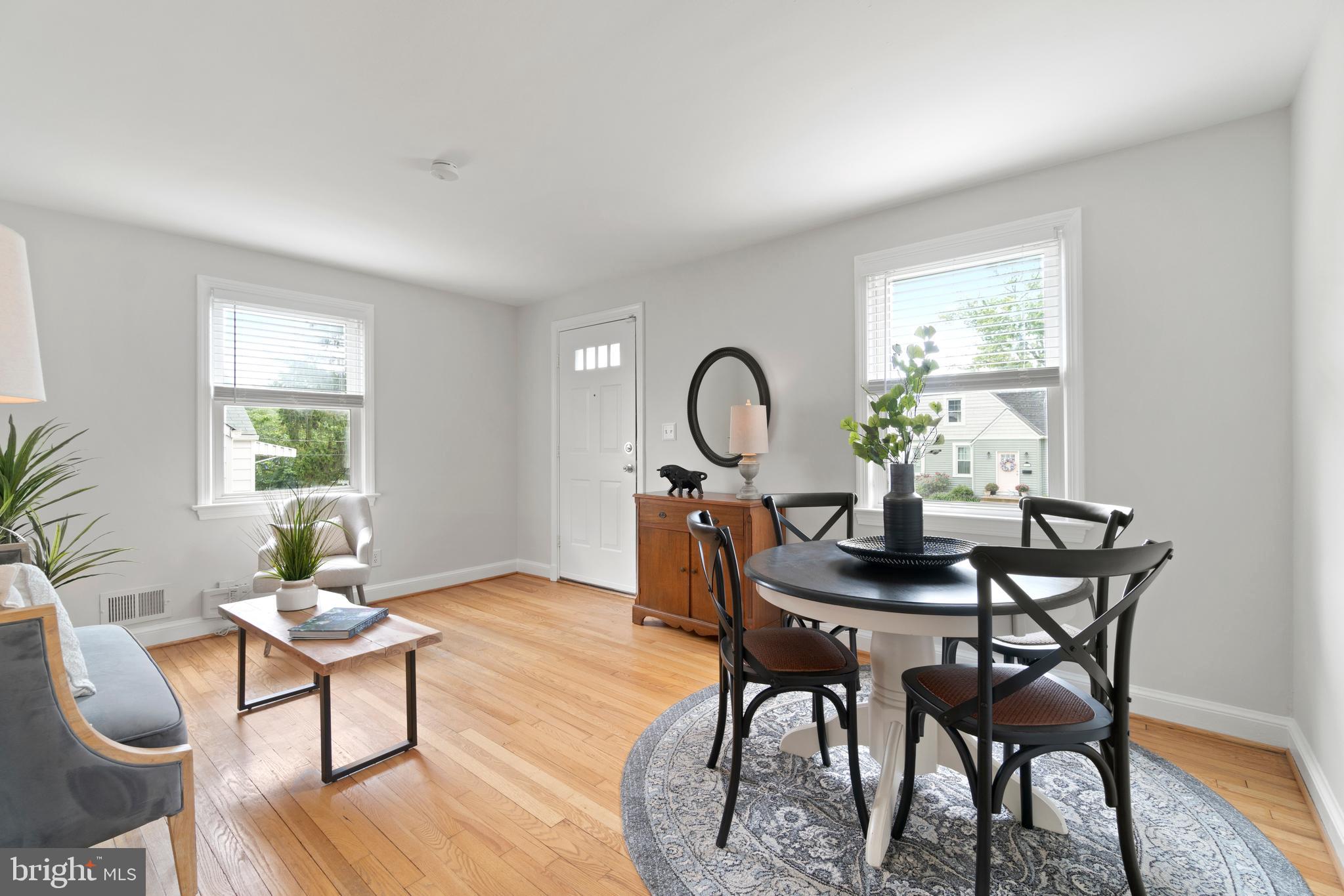 MEMORIAL HEIGHTS - Residential Lease