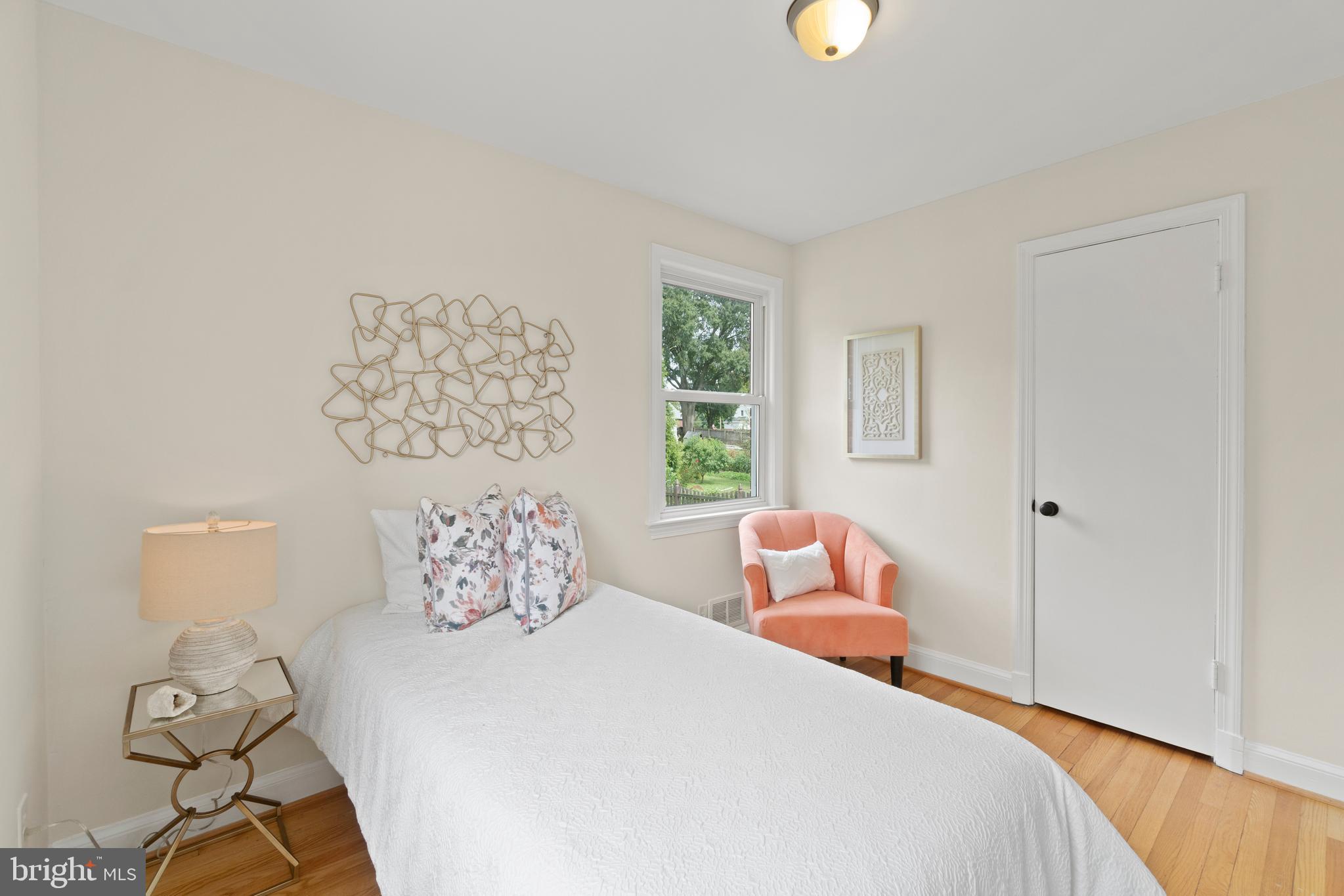 MEMORIAL HEIGHTS - Residential Lease