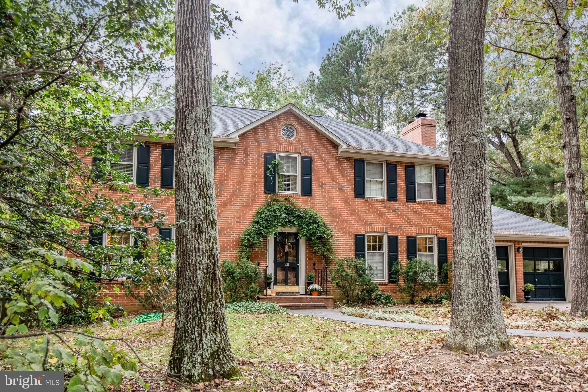 WOODLAWN - Residential Lease