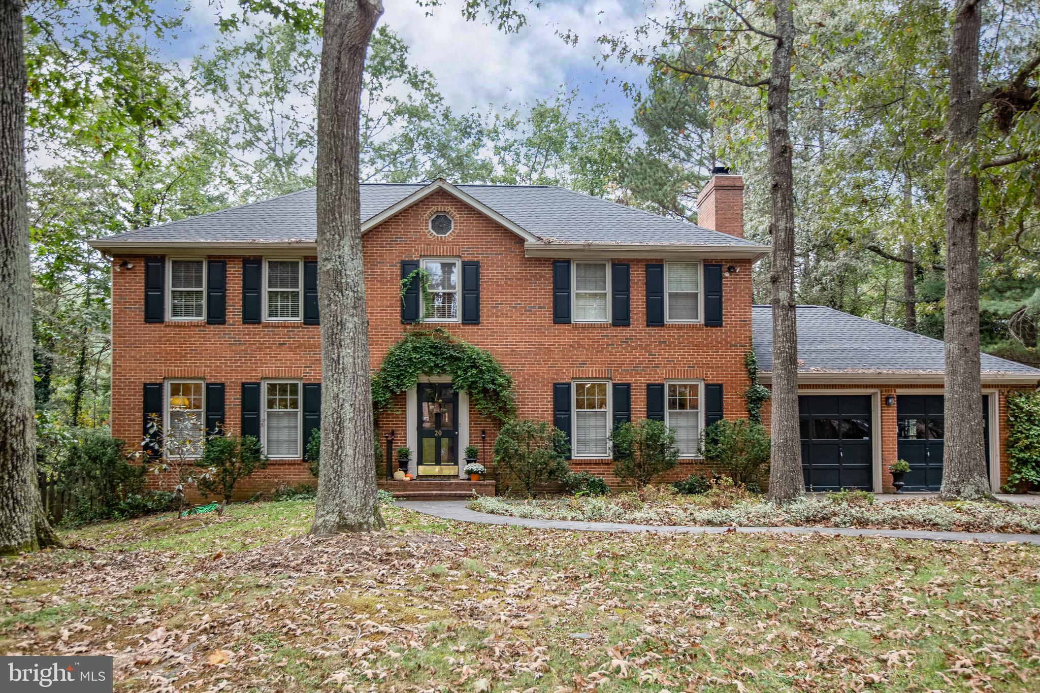 WOODLAWN - Residential Lease