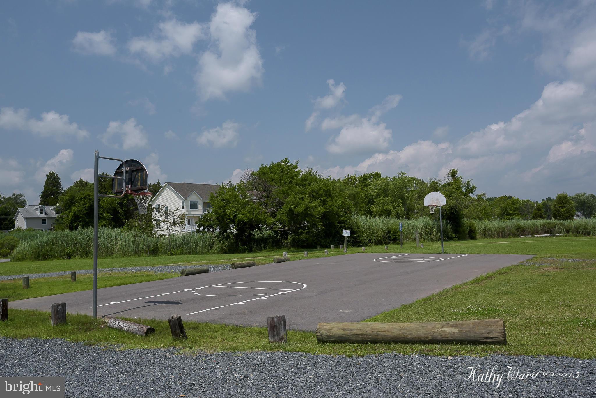 NORTH SELBY - Residential