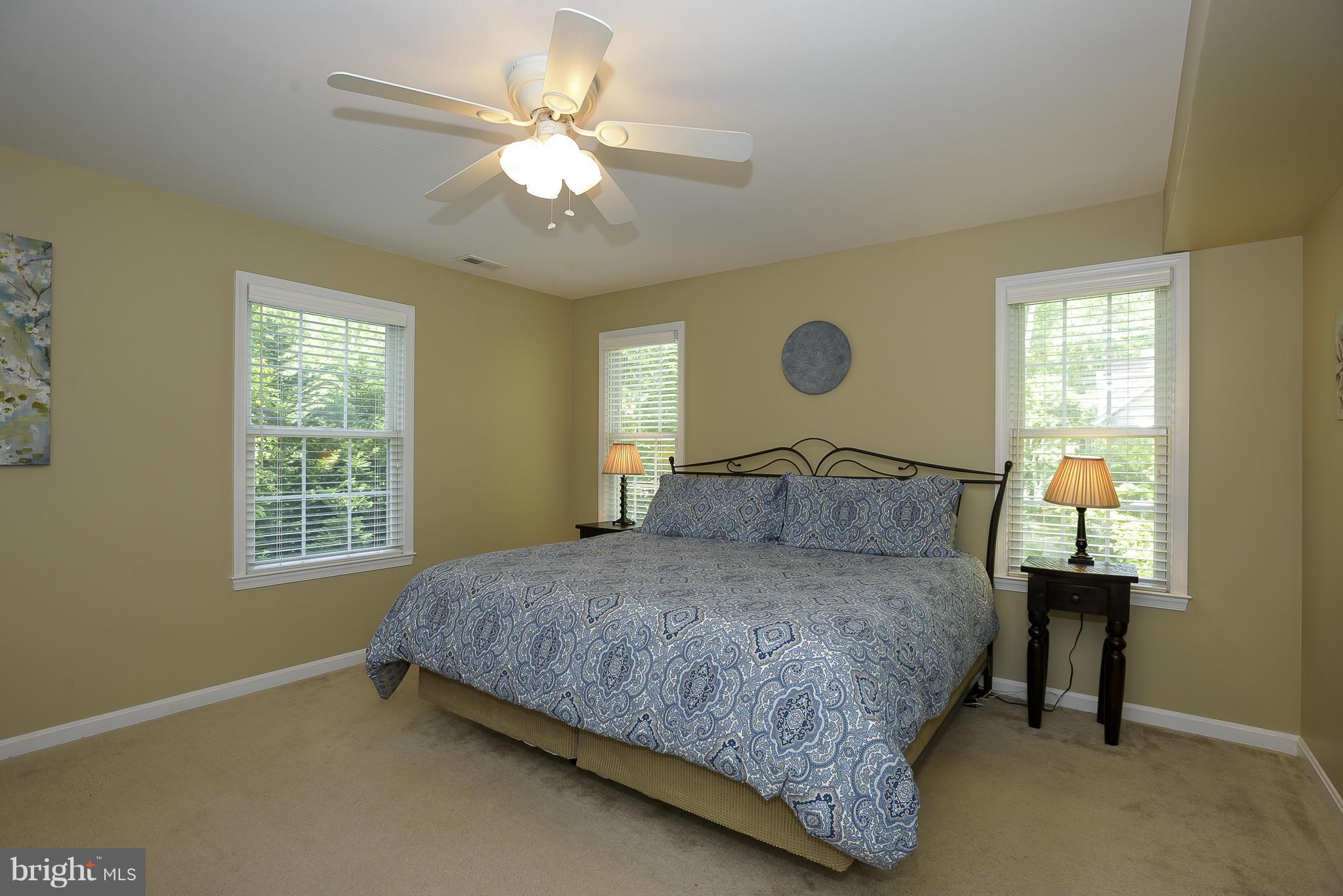 NORTH SELBY - Residential