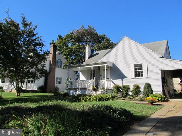 Charming cape cod on lovely street!  Featuring 3 bedrooms and 2-1/2 baths, this home has everything you could need!   Also offering a cozy living room with fireplace, separate dining room, finished basement for additional living space, eat-in kitchen and a screened porch, perfect for those summer crab feasts!  Freshly painted, gleaming refinished hardwoods, new carpet in the upper level and new flooring in the basement, this house is move-in ready!  Brand new roof installed just for you!  Pack your bags!!