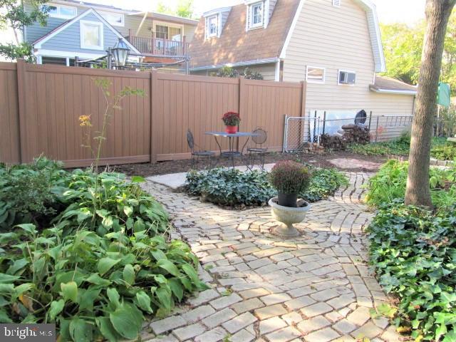 MICHAELTON MANOR - Residential