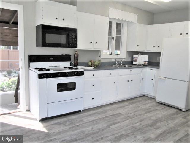 MICHAELTON MANOR - Residential