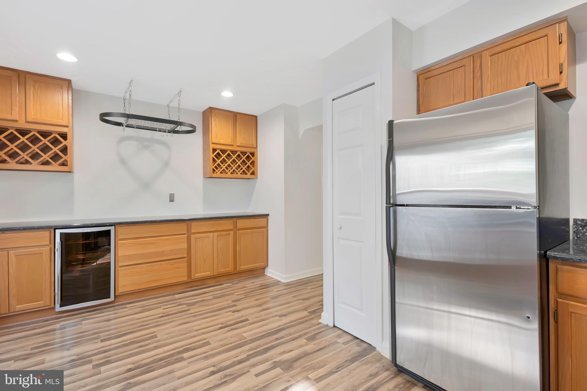FOREST GLEN - Residential Lease