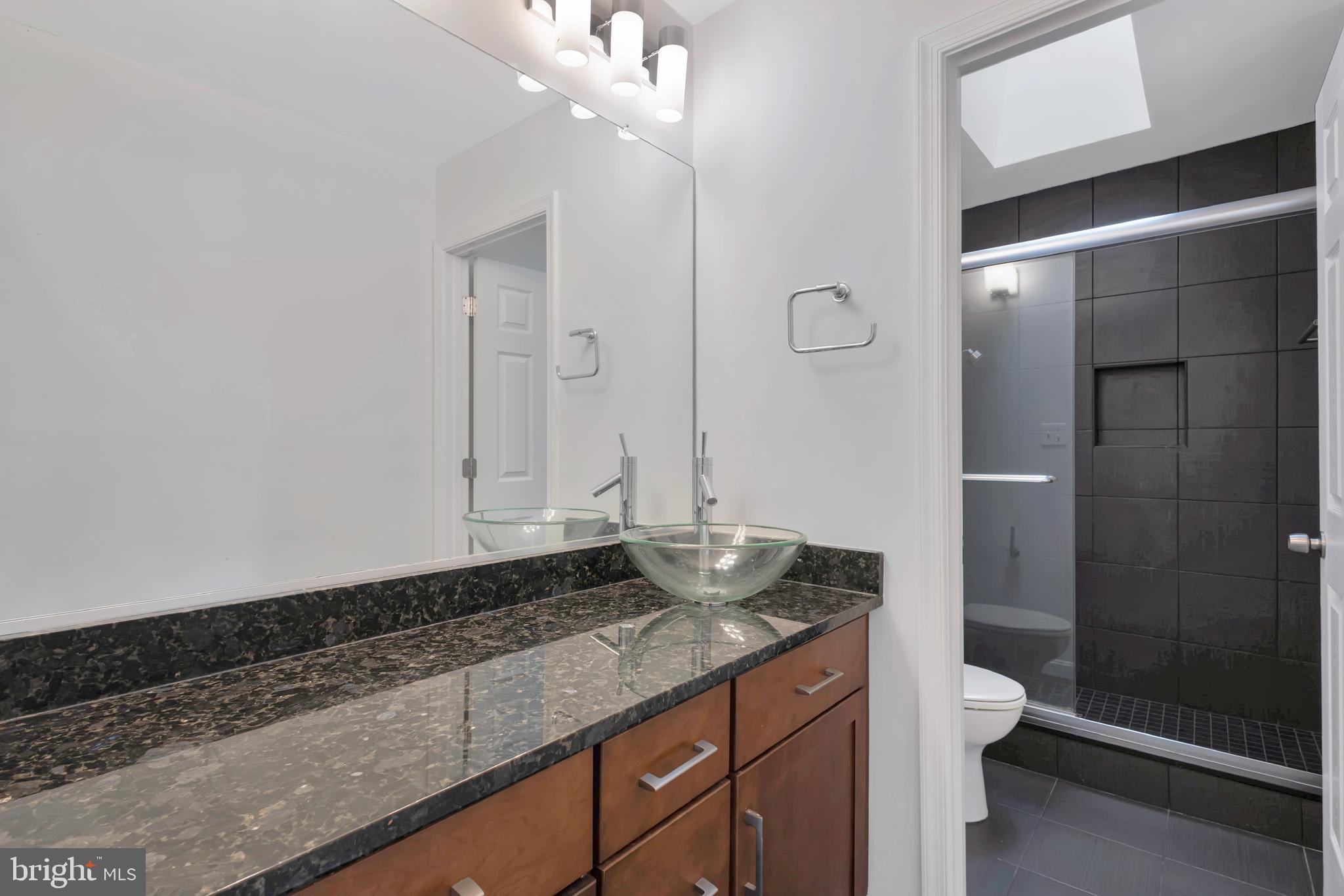 FOREST GLEN - Residential Lease