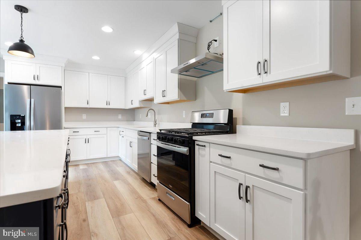 BROOKTHORPE HILLS - Residential