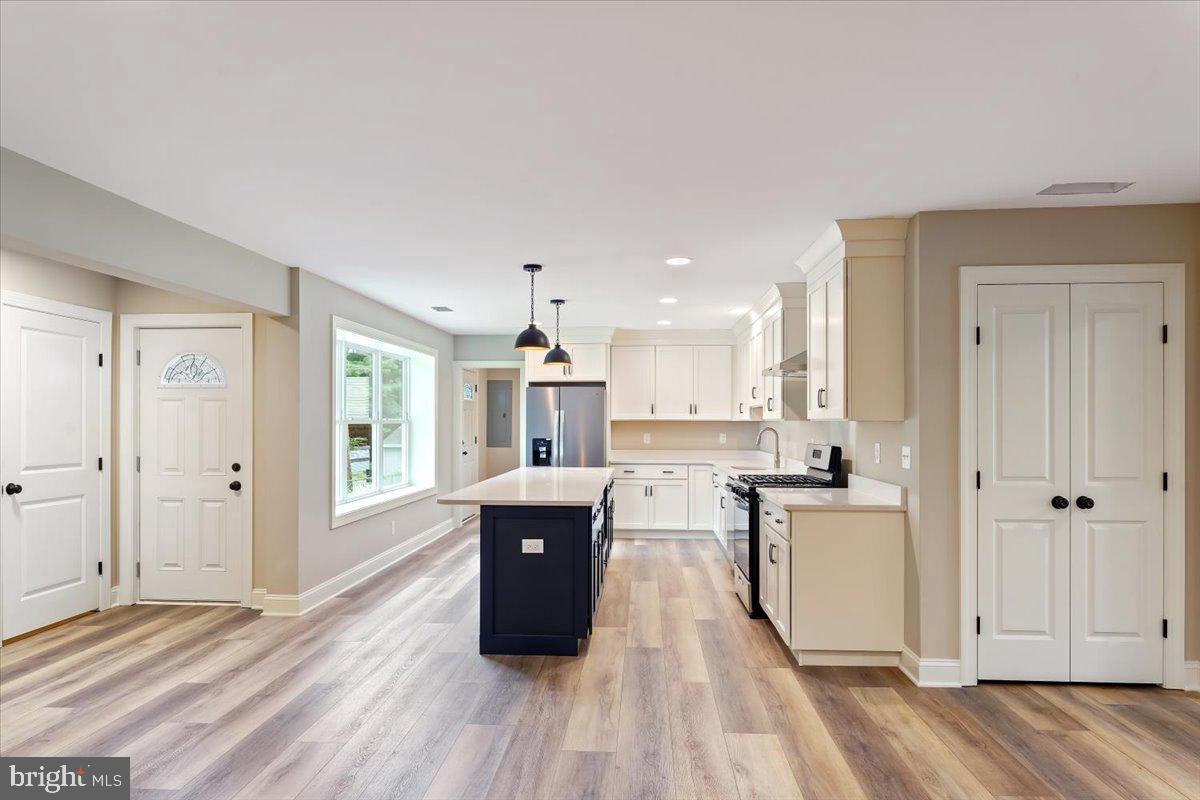 BROOKTHORPE HILLS - Residential