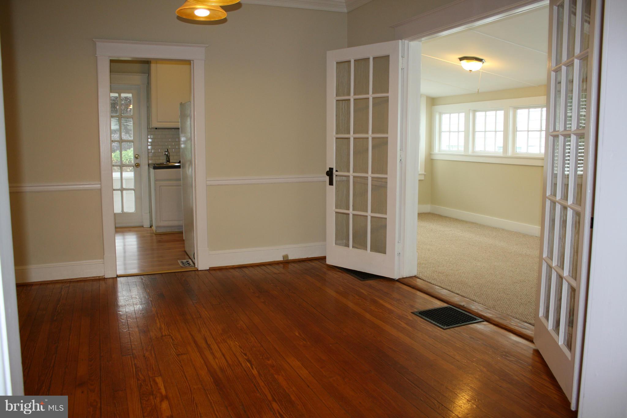 ROSEMONT PARK - Residential Lease