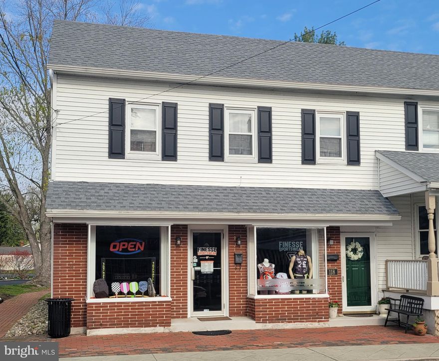 116 South Main Street is now available for lease. Great space for many types of businesses with its open floor plan and location in the town of North East. Very desirable location in heavily trafficked area of Town! Call today for more info or to schedule a showing!