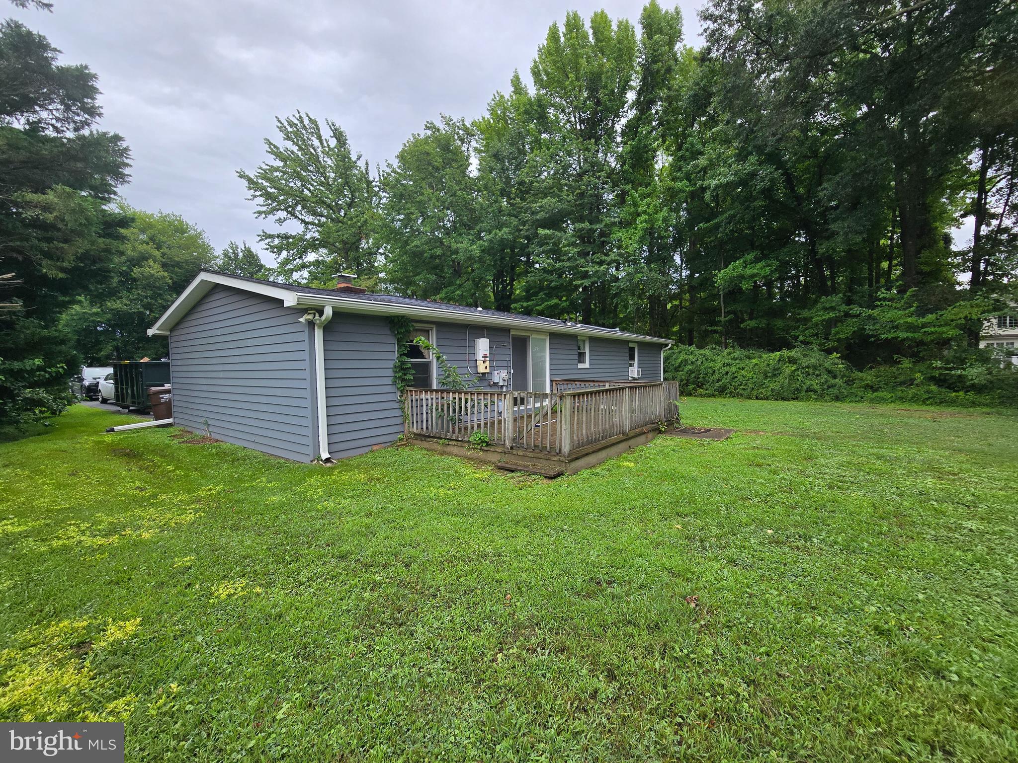303 CHARL COURT