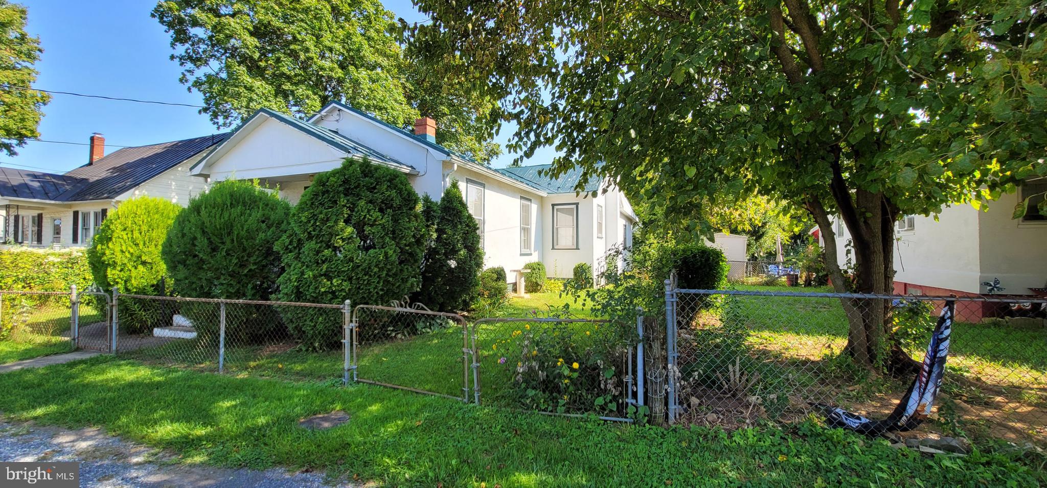 MAPLEHURST - Residential