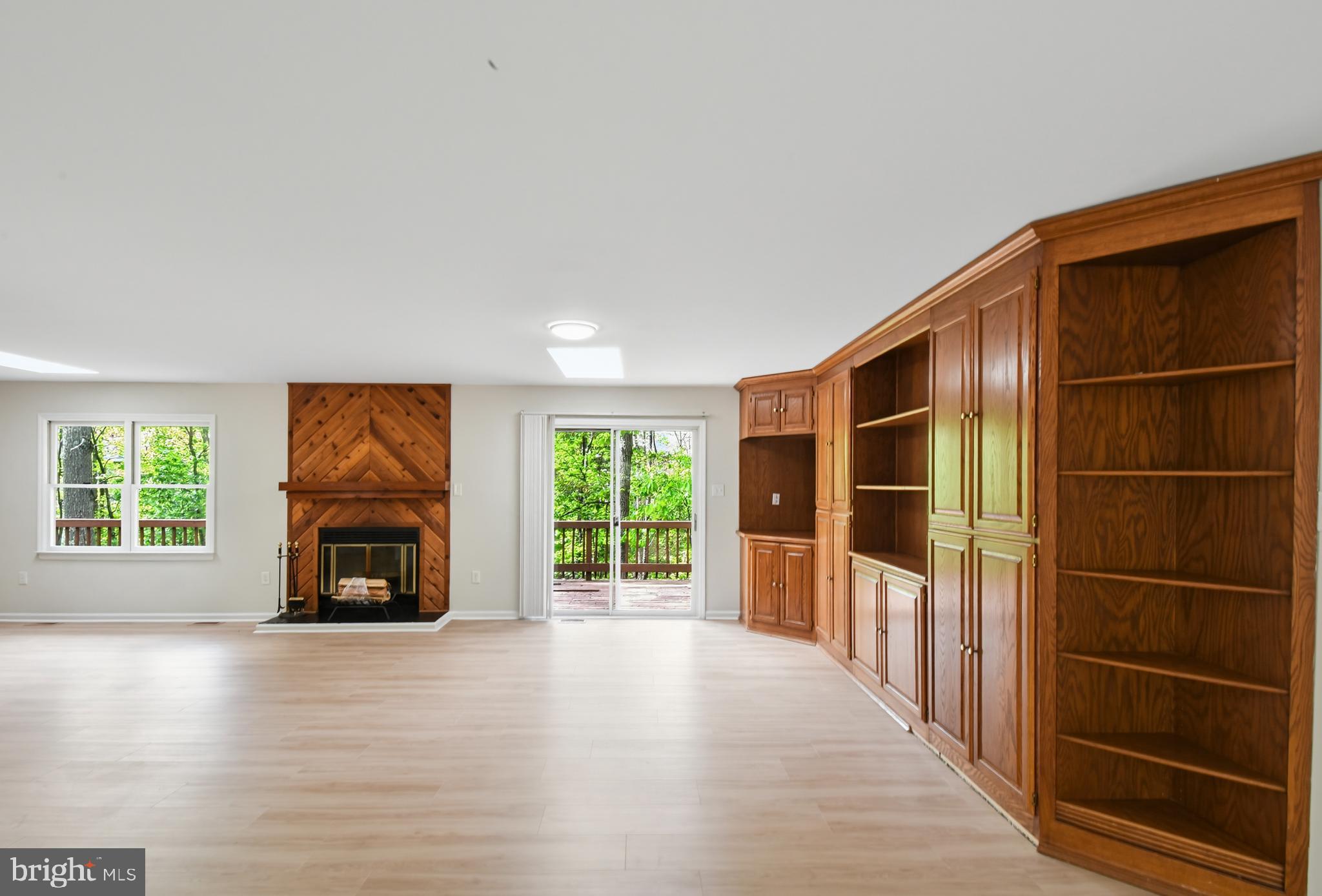 LAKE HOLIDAY ESTATES - Residential