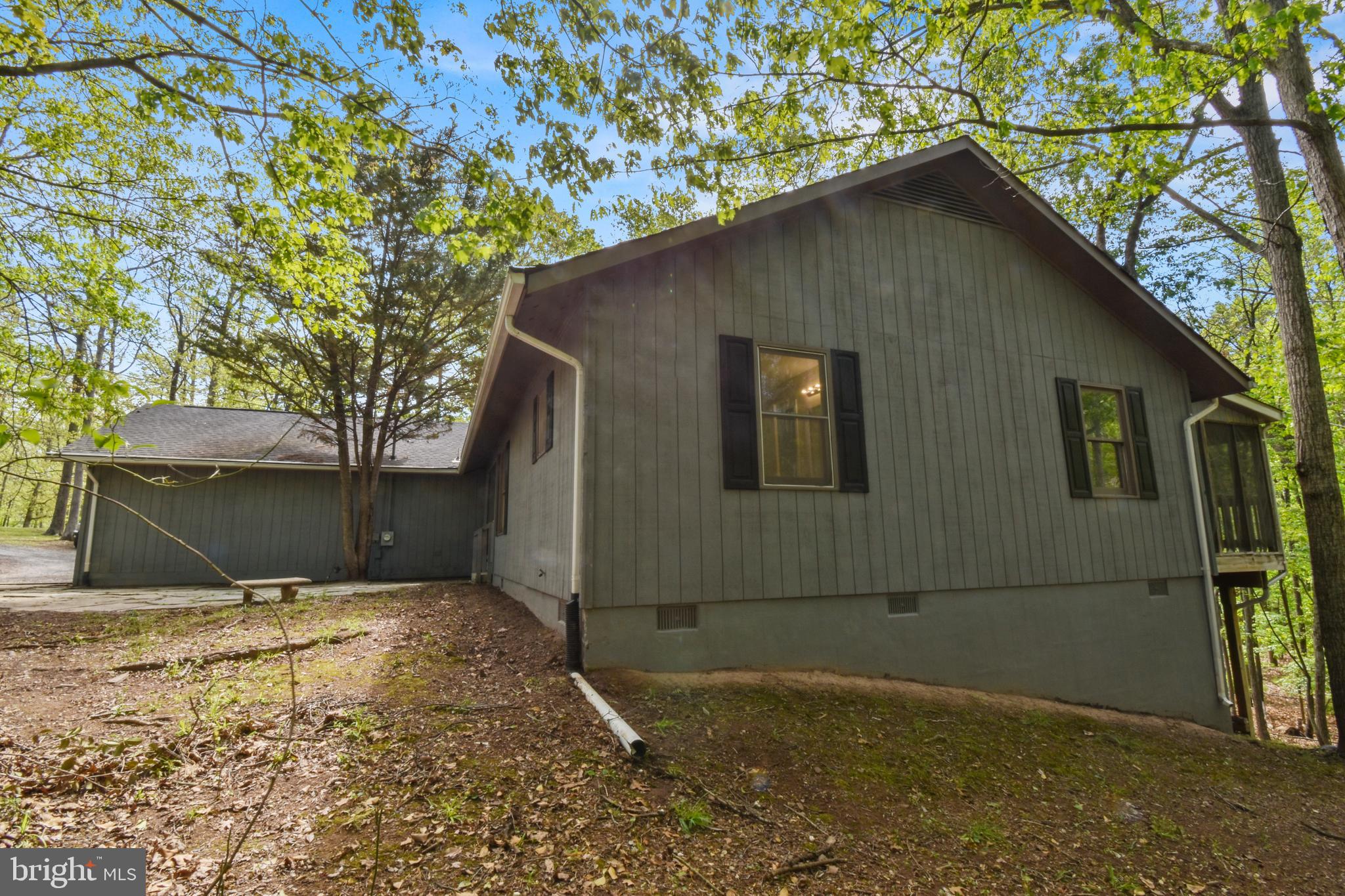 LAKE HOLIDAY ESTATES - Residential