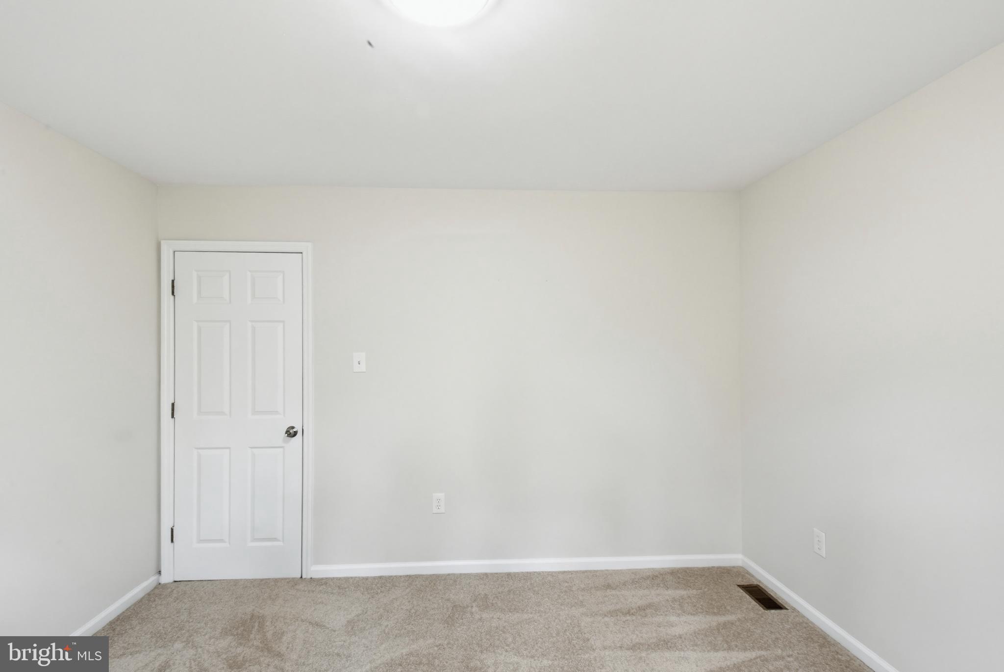 LAKE HOLIDAY ESTATES - Residential