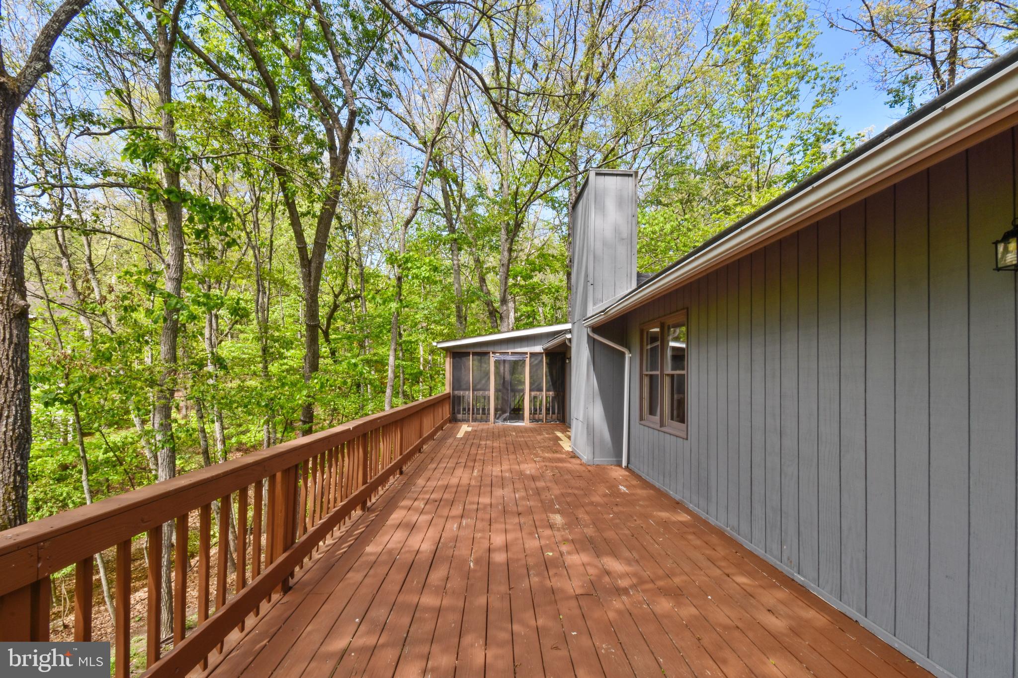 LAKE HOLIDAY ESTATES - Residential
