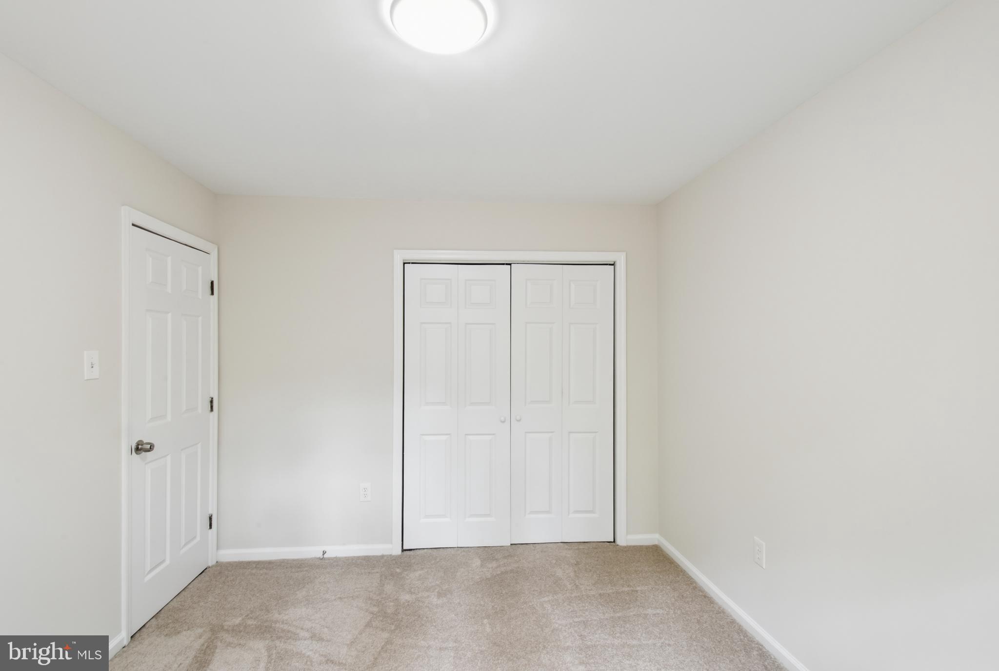 LAKE HOLIDAY ESTATES - Residential