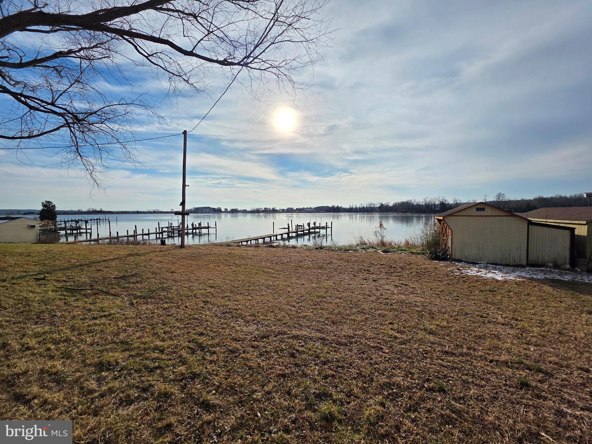 GOLDEN BEACH - Residential