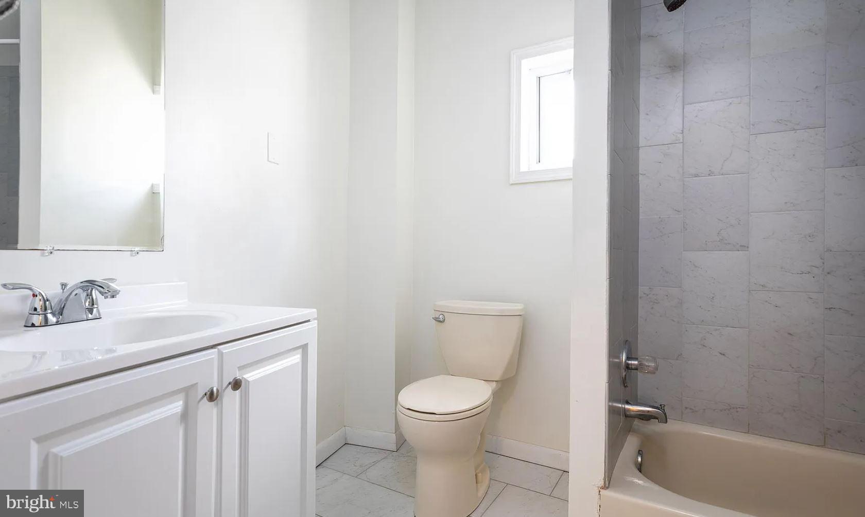 FISHTOWN - Residential Lease