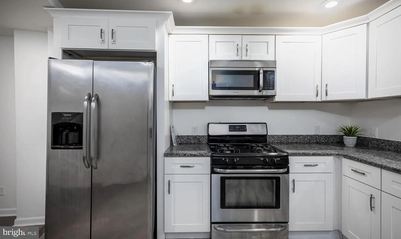 FISHTOWN - Residential Lease