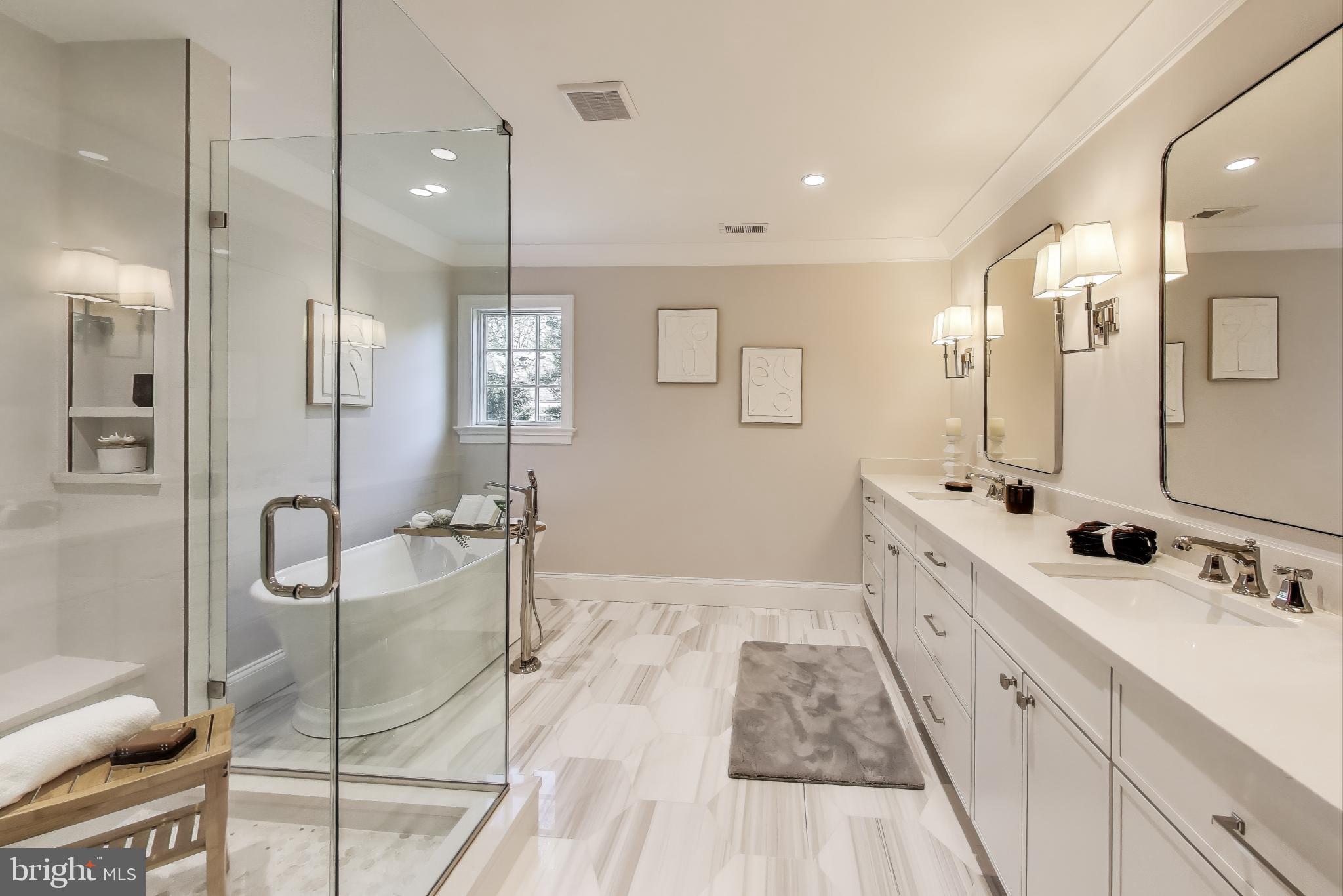 KENWOOD PARK - Residential