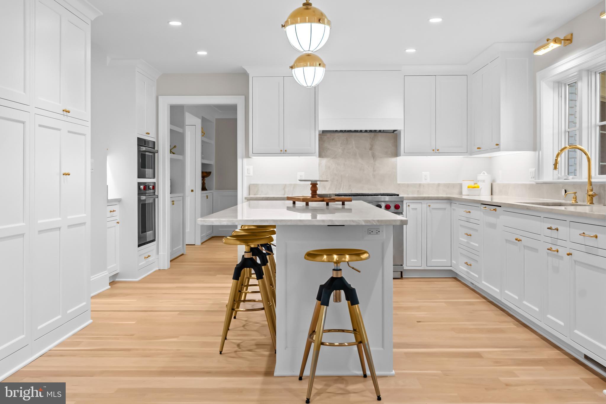 KENWOOD PARK - Residential