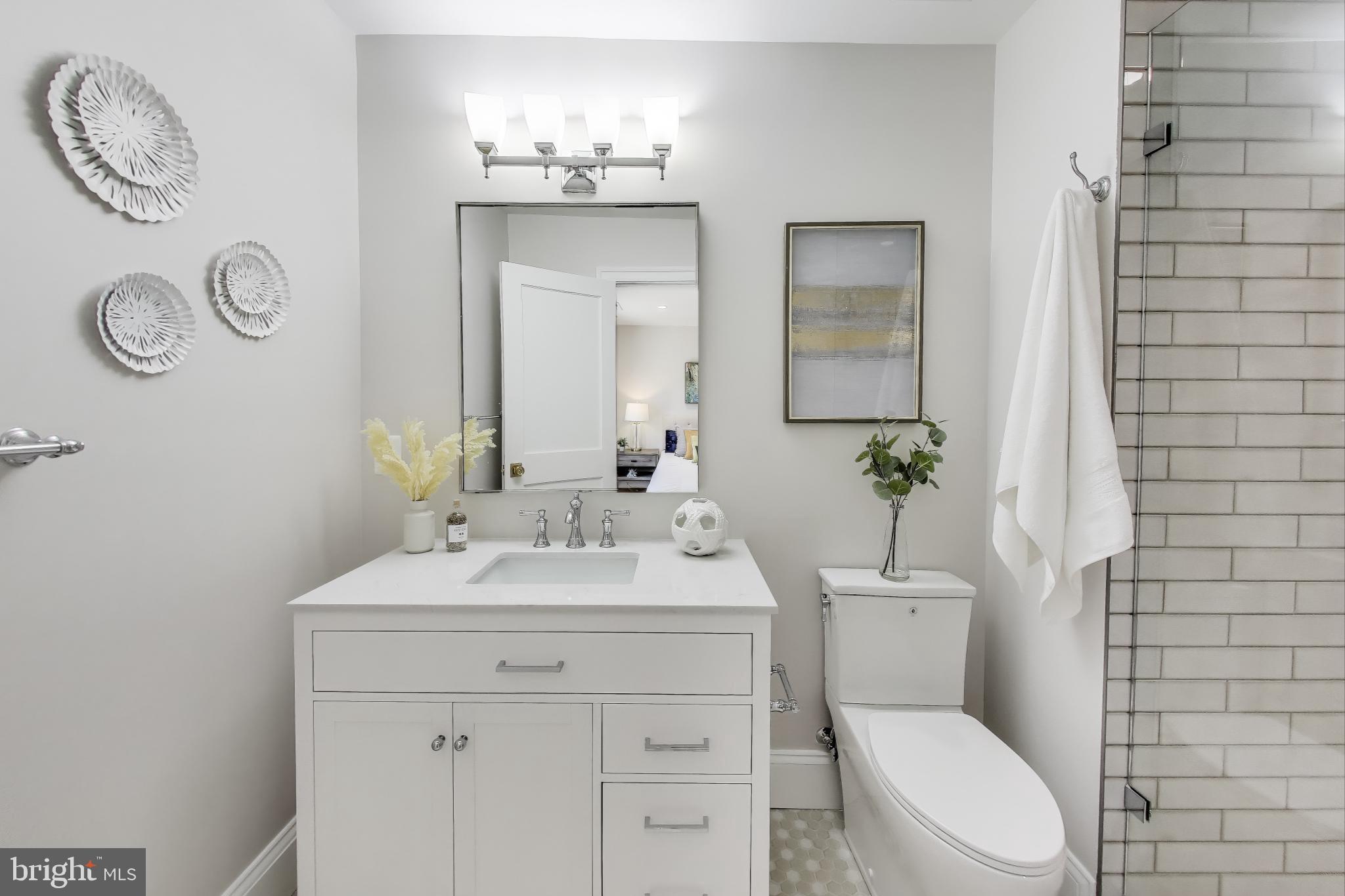 KENWOOD PARK - Residential