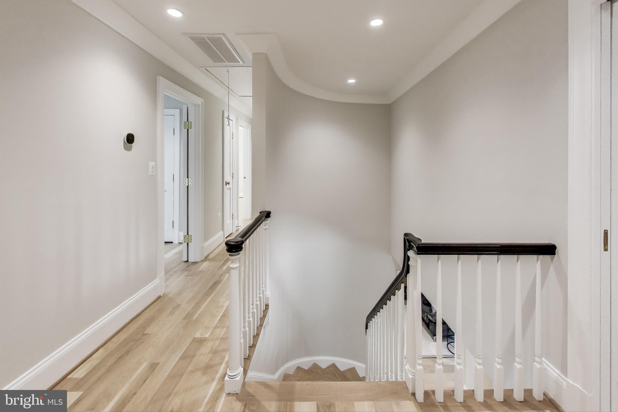 KENWOOD PARK - Residential