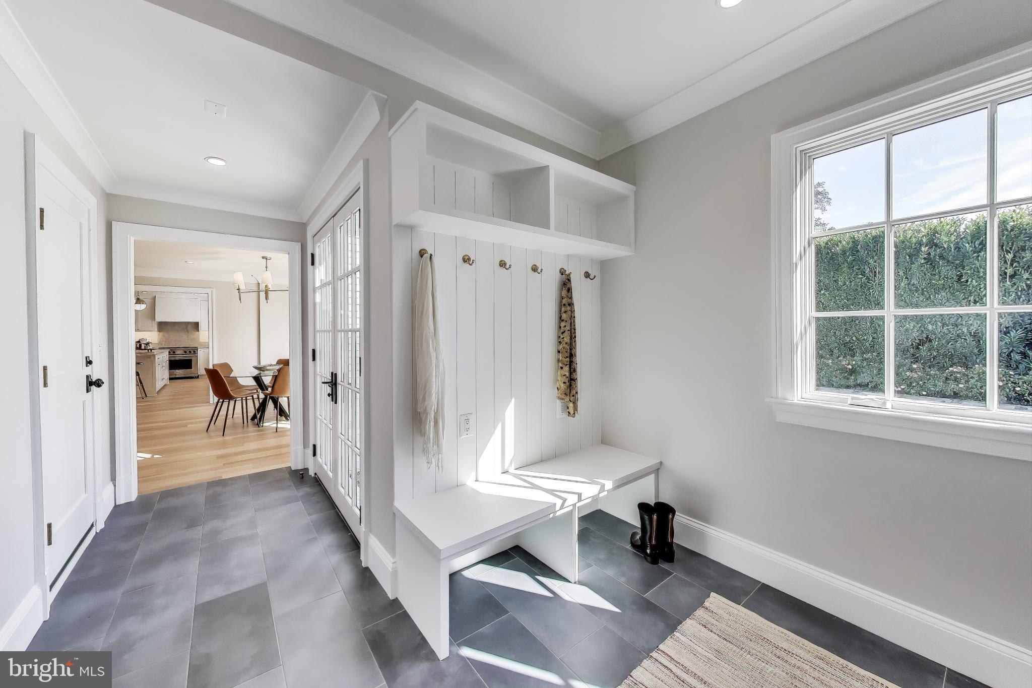 KENWOOD PARK - Residential