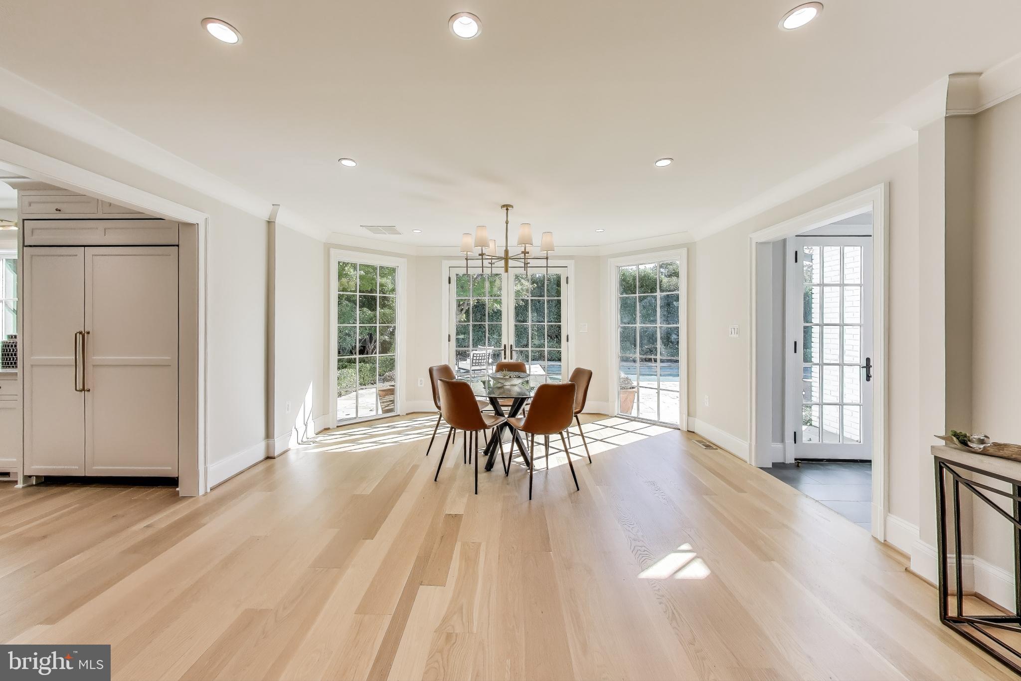 KENWOOD PARK - Residential