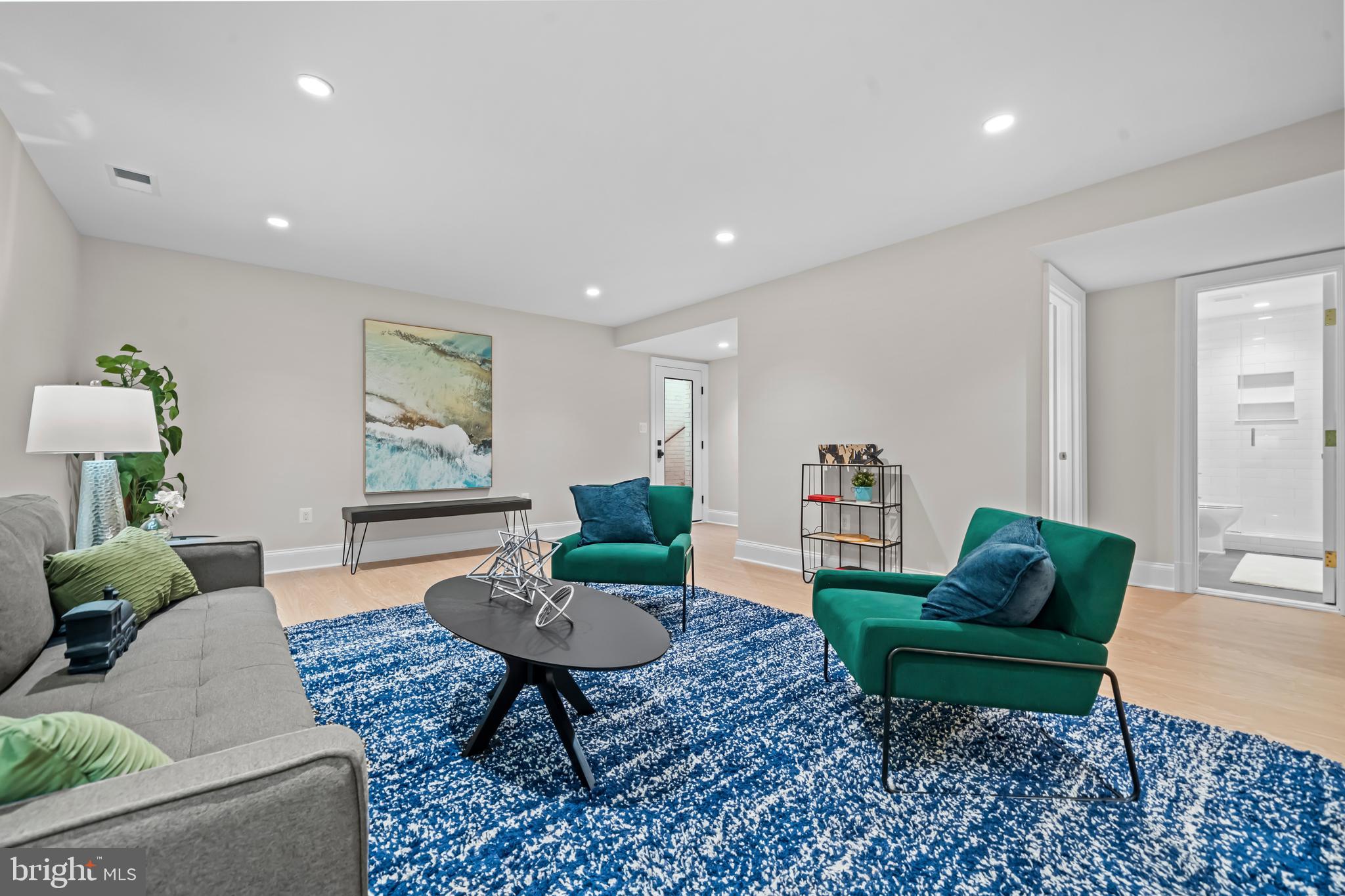 KENWOOD PARK - Residential