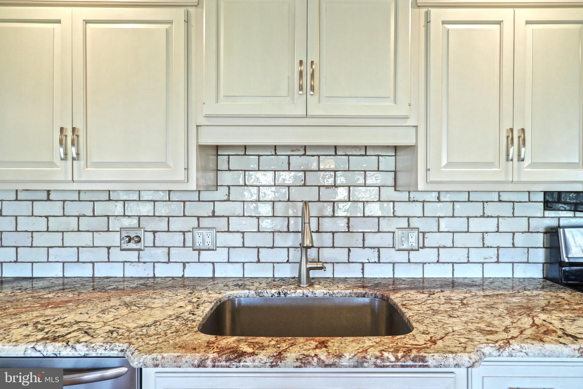 YORK TWP - Residential